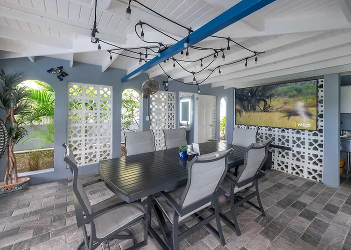 Impressive Private Pool Mandevilla Home Near Beach